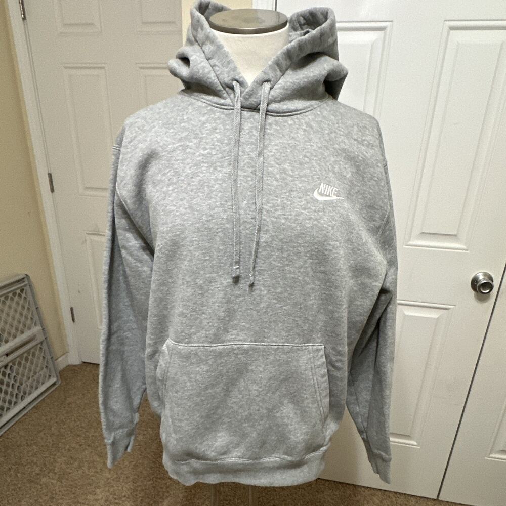 Nike Men's M Gray Fleece Pullover Hoodie Embroidered Logo w/front Pocket